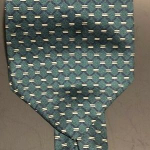 BERT PULITZER  MENS NECKTIE 100% SILK  GREEN TIE